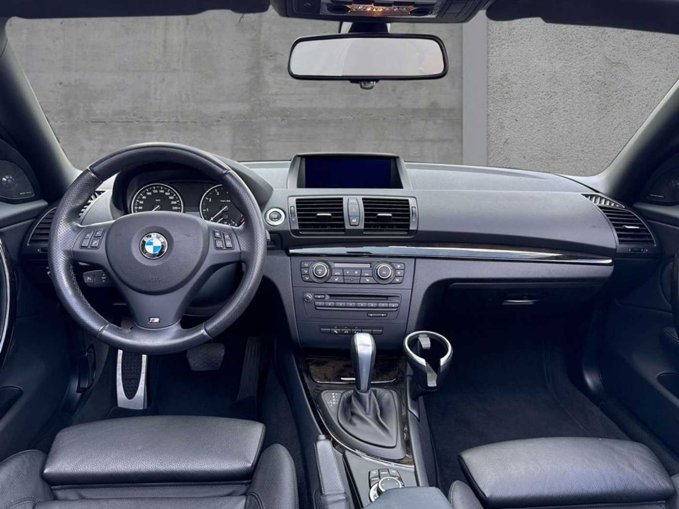 BMW  125i Cabrio Automatik *M-Paket*